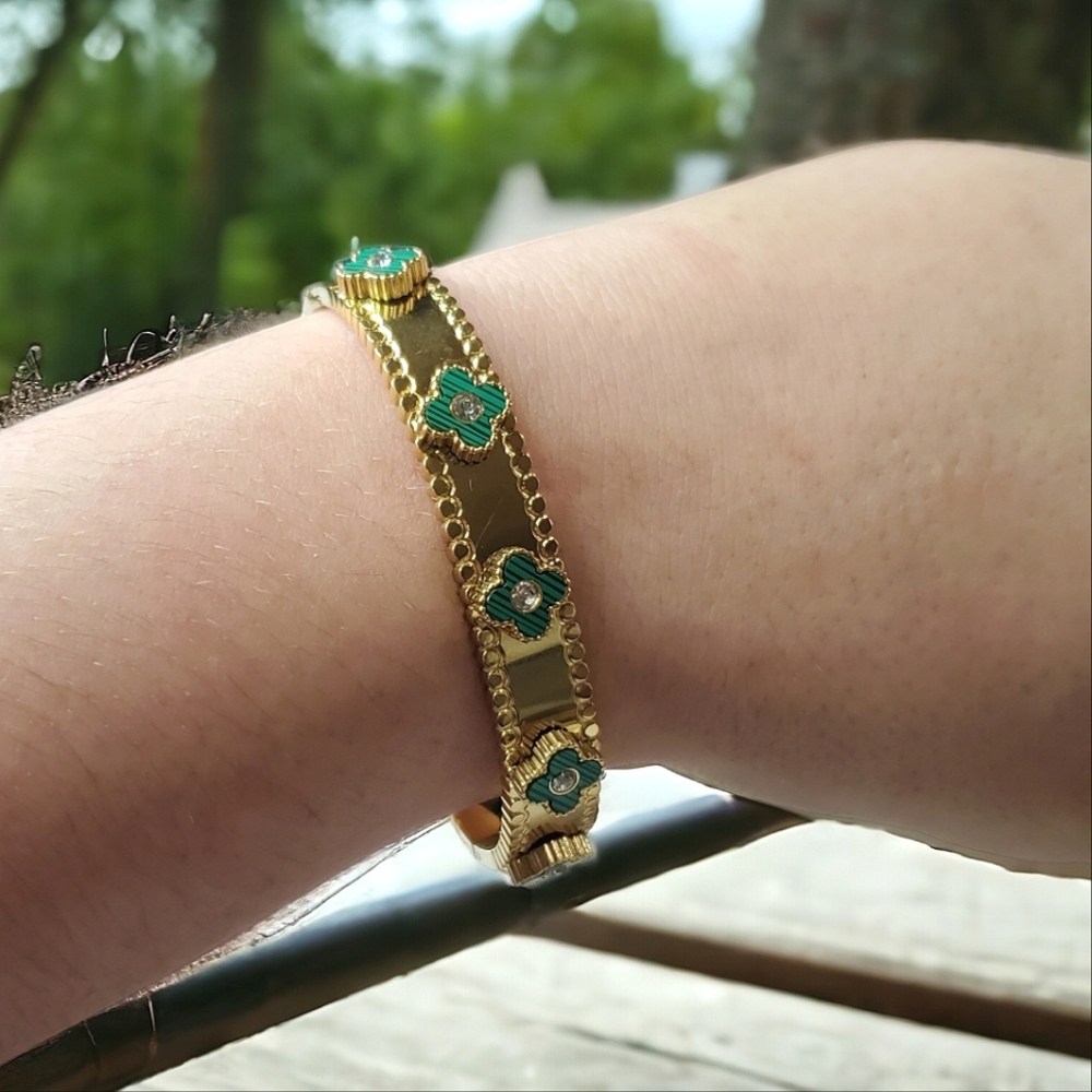 Gold Clover Malachite Zircon Bangle Bracelet - Picture 4 of 4